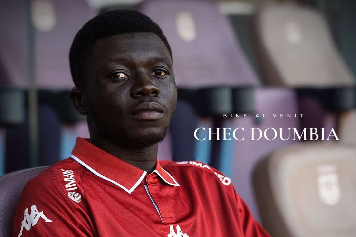 Oficial Rapid finalizeaza al zecelea transfer al verii Mijlocasul Chec Bebel Doumbia se alatura din Genoa
