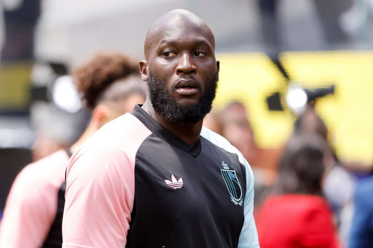 Oficial Romelu Lukaku este jucatorul echipei turcesti Fenerbahce Salariu urias pentru starul belgian