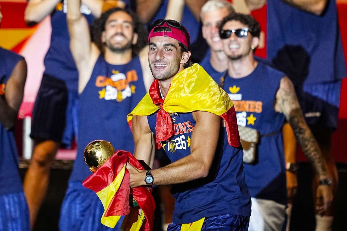 PSG este aproape sa incheie un acord verbal pentru un jucator de la Barcelona