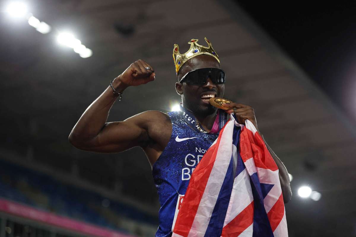 Romell Glave îl depășește pe campionul en-titre Marcell Jacobs și câștigă medalia de aur europeană la 100m. 2 Romell Glave il depaseste pe campionul en titre Marcell Jacobs si castiga medalia de aur europeana la 100m
