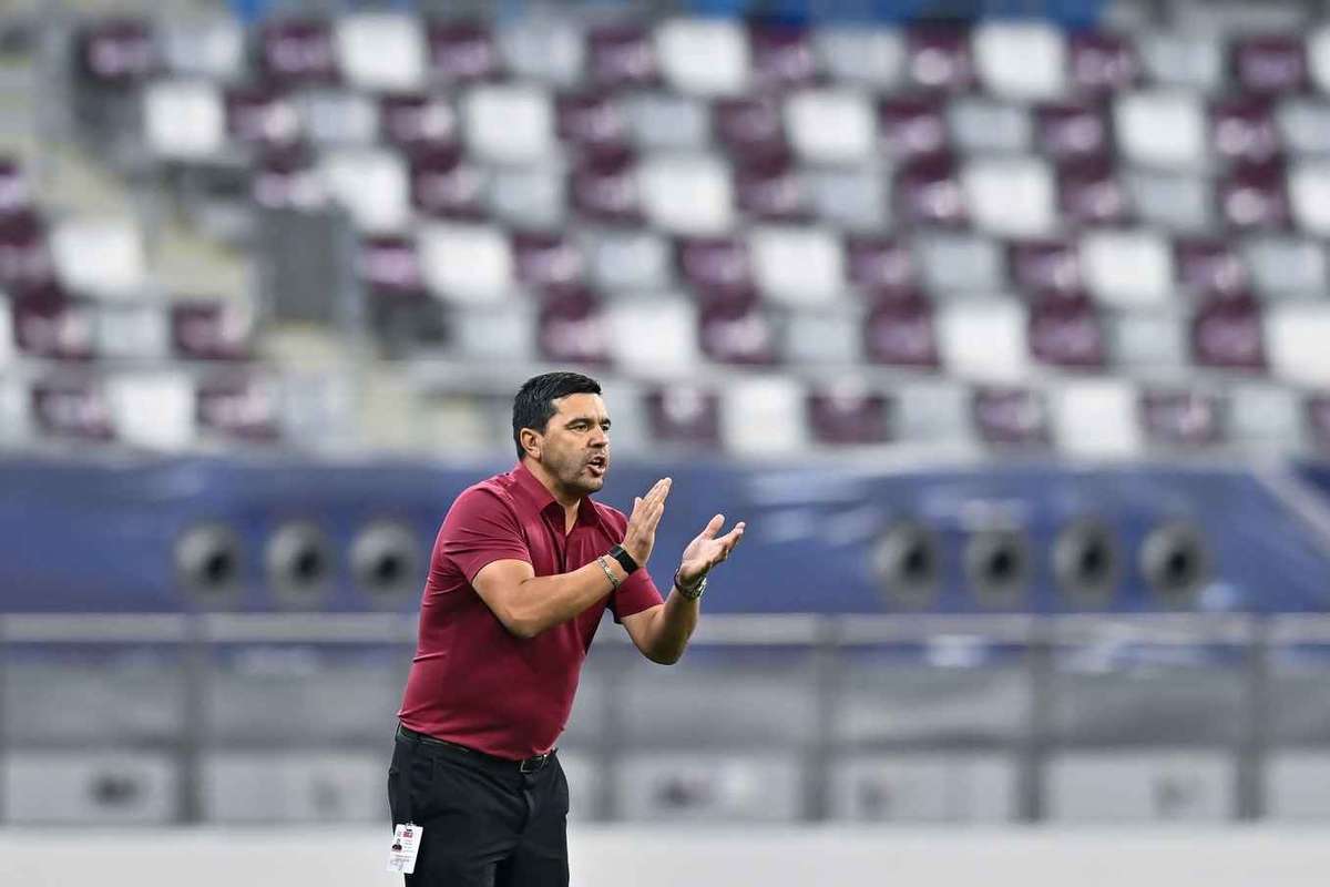 VIDEO. Cosmin Contra a primit cartonașul roșu la debutul său în Qatar. Al-Arabi, doar egal. 2 video cosmin contra a primit cartonasul rosu la debutul sau in qatar al arabi doar egal