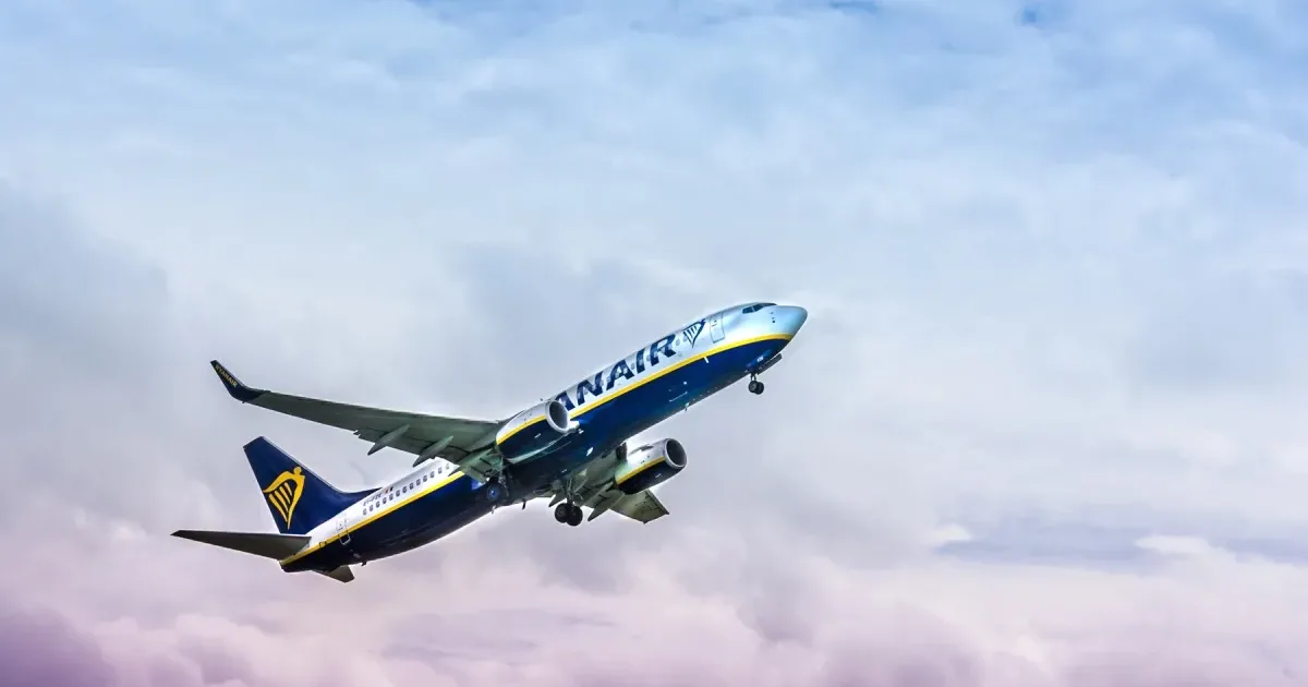 Biletele de avion s-ar putea scumpi cu până la 20% în vara lui 2027