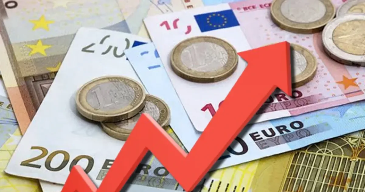 Euro ar putea ajunge la 5,3 lei, iar România ar putea încheia un acord cu FMI 1 Euro ar putea ajunge la 5,3 lei, iar România ar putea încheia un acord cu FMI