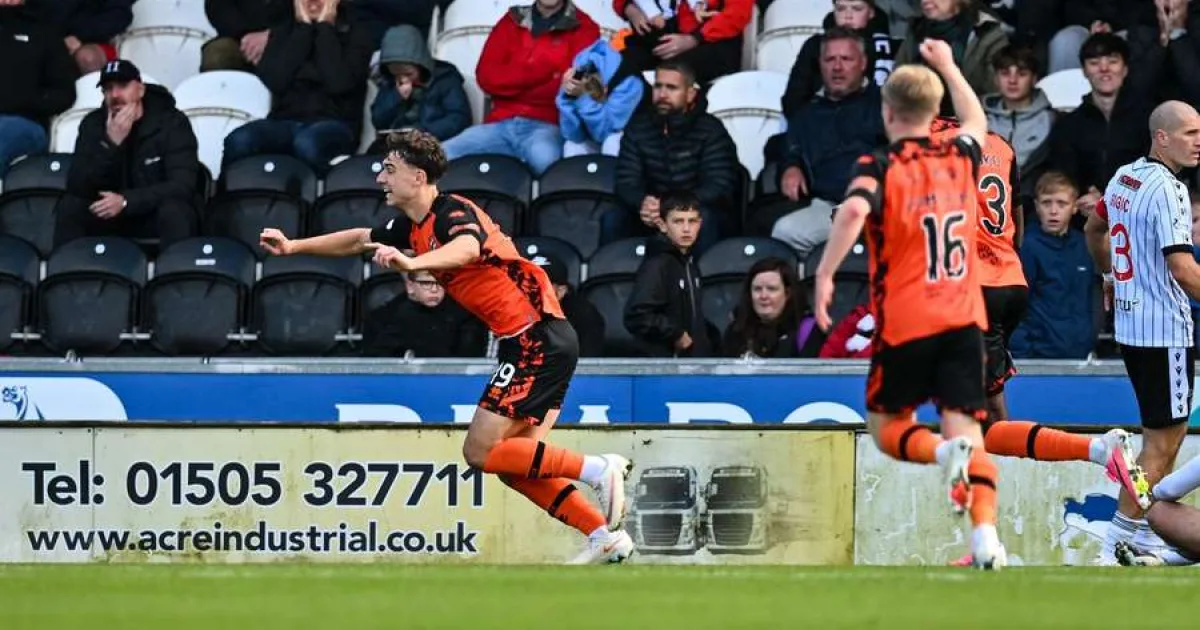 Kevin Ciubotaru marchează primul gol pentru Dundee United 2 Kevin Ciubotaru marchează primul gol pentru Dundee United