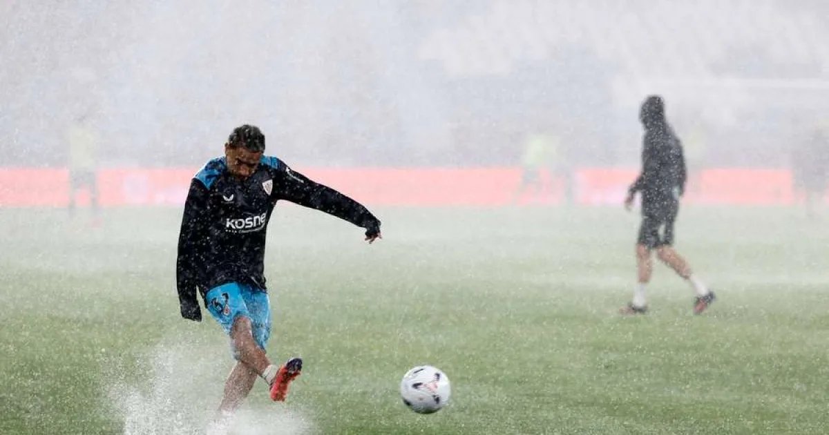 Meciul Levante – Athletic Bilbao a fost suspendat din cauza ploii torențiale 3 Meciul Levante – Athletic Bilbao a fost suspendat din cauza ploii torențiale