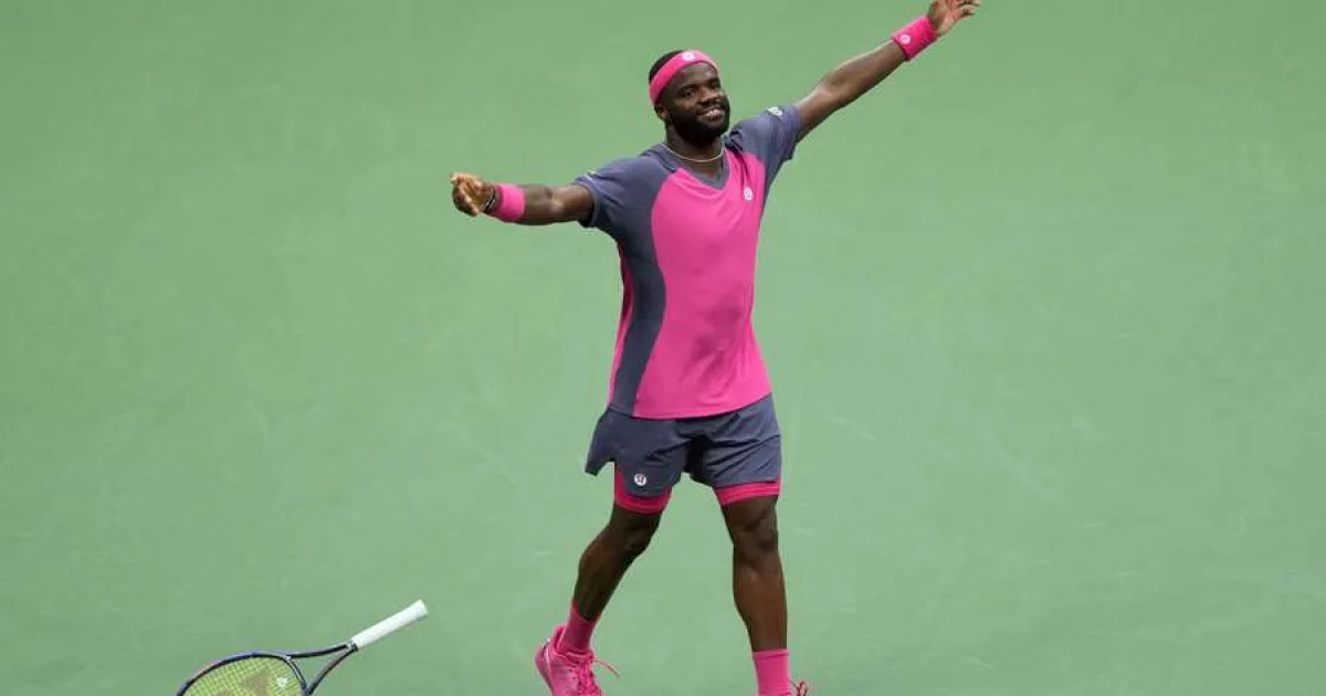 Tiafoe trece de Michelsen în cinci seturi, cu un deznodământ dramatic la US Open