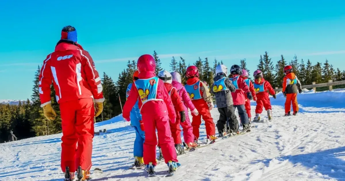 Vacanța de schi 2027. Zilele libere pentru elevi, stabilite în fiecare județ 2 Vacanța de schi 2027. Zilele libere pentru elevi, stabilite în fiecare județ