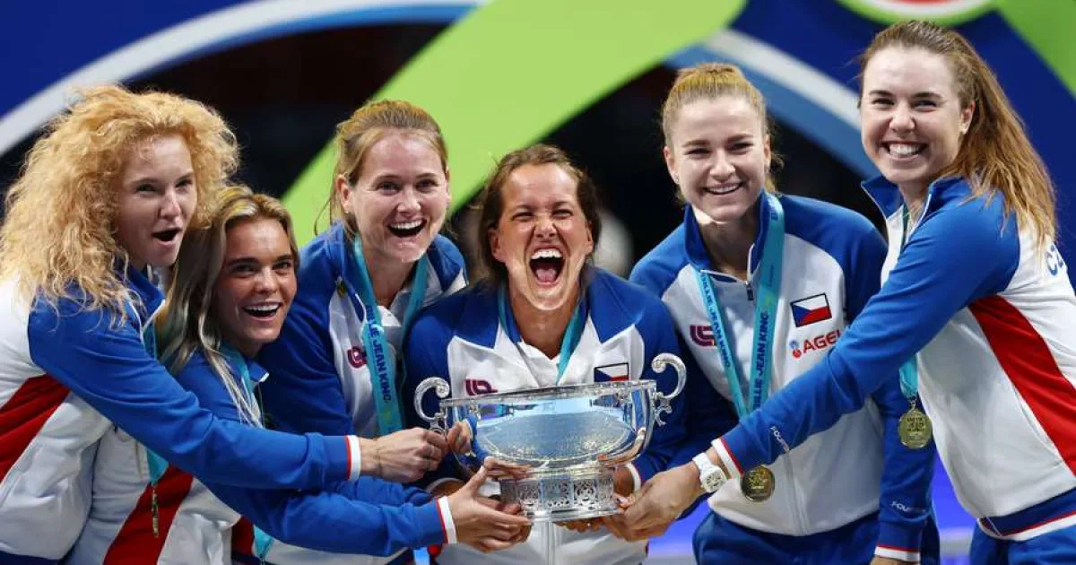 VIDEO! Noskova și Muchova le aduc cehilor al 12-lea trofeu Billie Jean King Cup