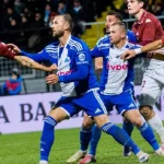 Cupa României: Remiză la pauză în Corvinul - Rapid / Final dramatic la Arad