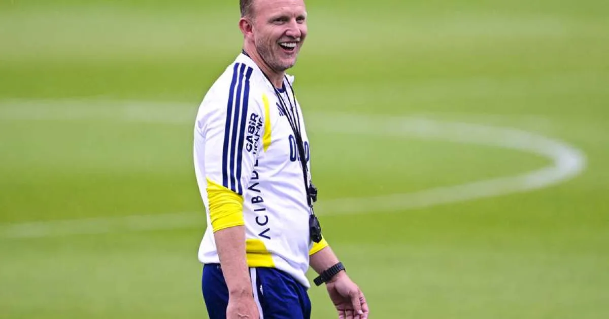 Dirk Kuyt preia interimar conducerea echipei Fenerbahce după demisia lui Kartal 2 Dirk Kuyt preia interimar conducerea echipei Fenerbahce după demisia lui Kartal