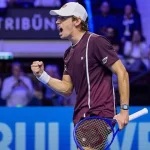 Favoriții Alex De Minaur și Jakub Mensik s-au calificat în optimi la Viena