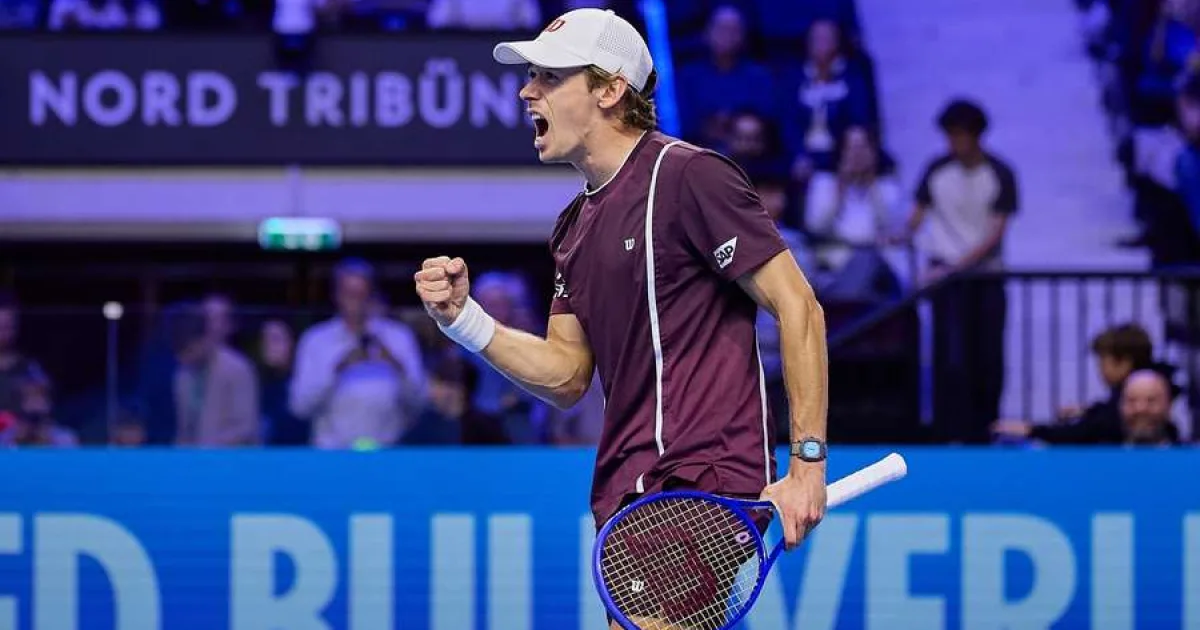 Favoriții Alex De Minaur și Jakub Mensik s-au calificat în optimi la Viena