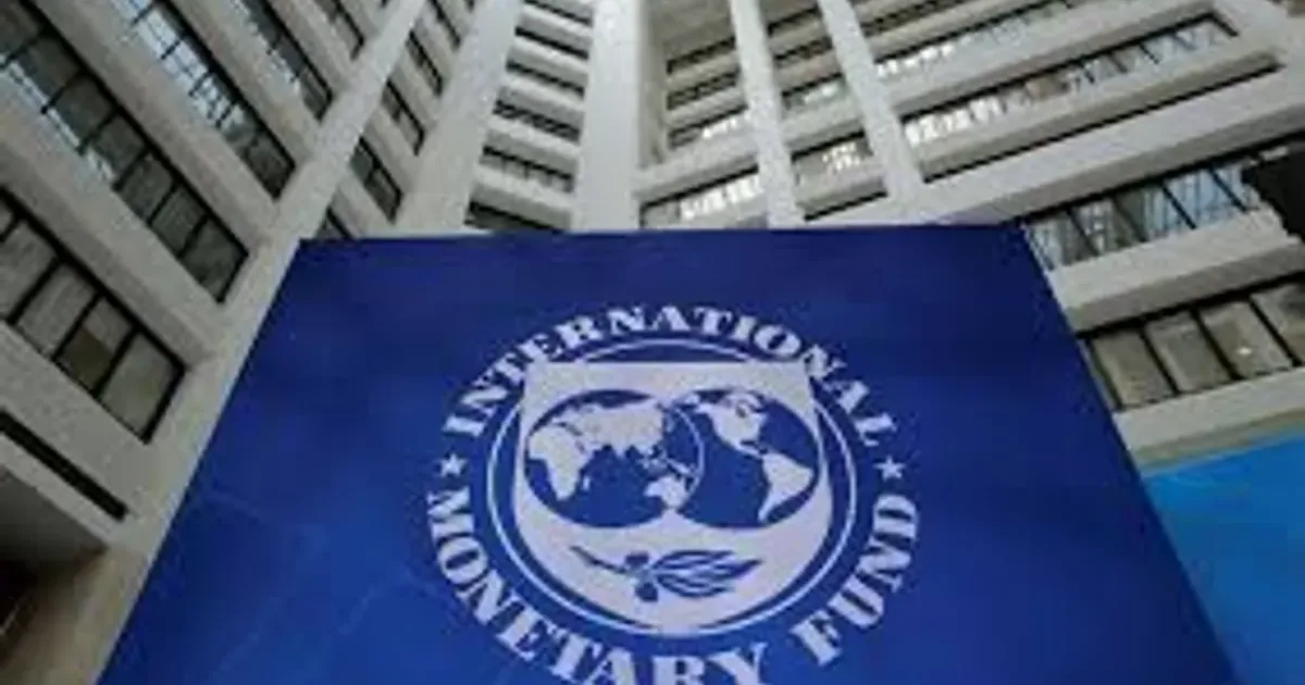 FMI avertizează: scumpirile continuă și puterea de cumpărare scade