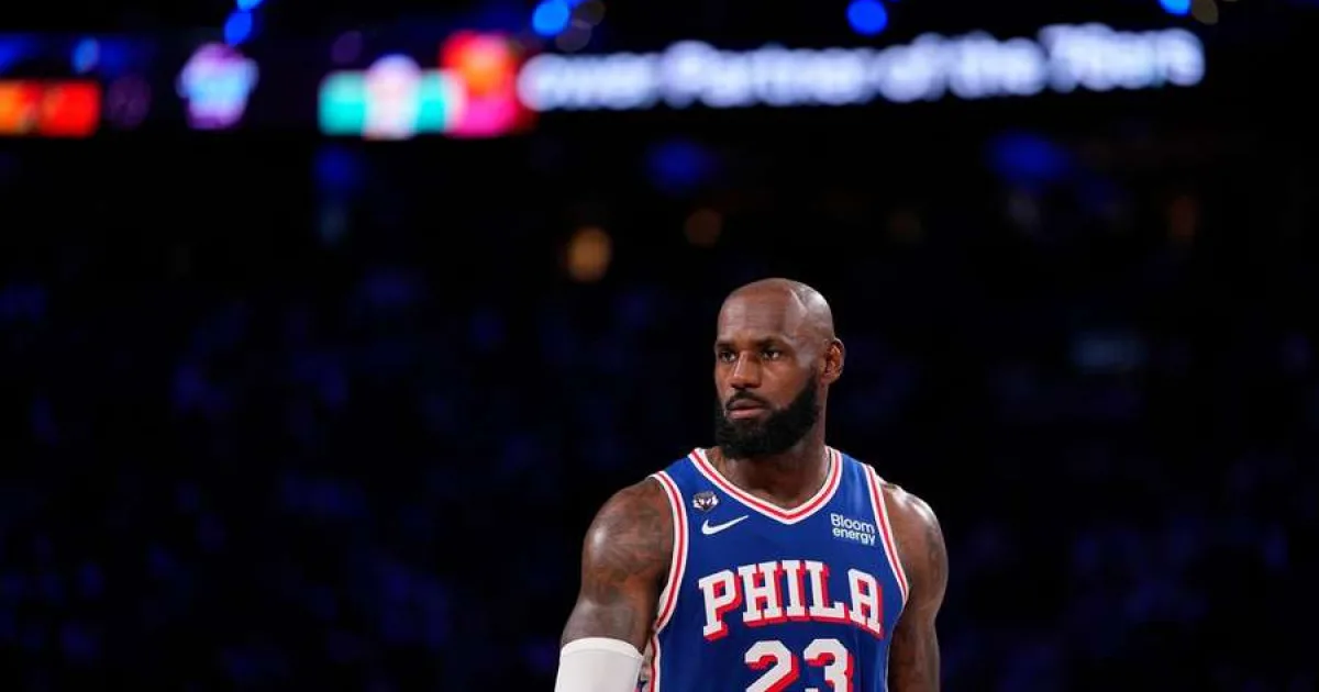 LeBron James obține prima victorie cu noua sa echipă la Philadelphia 3 LeBron James obține prima victorie cu noua sa echipă la Philadelphia