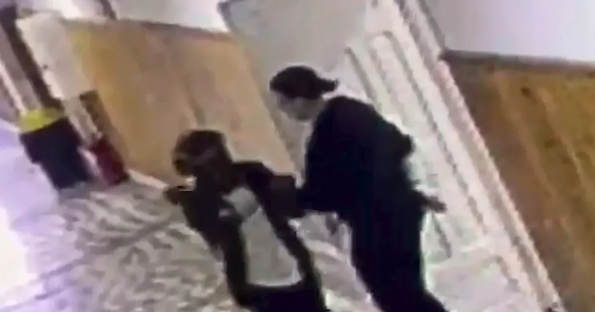 Profesoara înjunghiată în Bistrița, operată. Agresorul, la Psihiatrie
