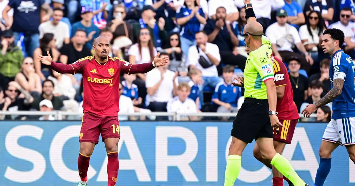 Roma rămâne neînvinsă în Serie A după un meci în inferioritate numerică